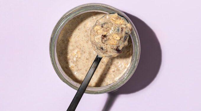 Sticky Date Overnight Oats (18g protein!)